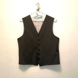 J. ferrar slim fit suit vest (size L)